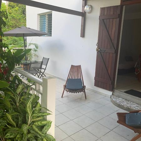 Logement Vacances Gissac Sainte-Anne Exterior foto