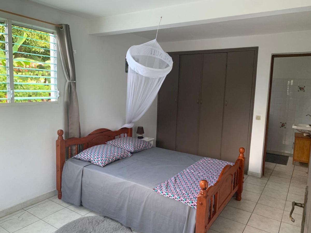Logement Vacances Gissac Sainte-Anne Exterior foto